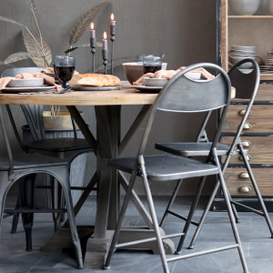 Kovová stolička Industrial Style