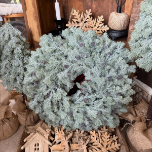 Bohatý veniec so šiškami 45 cm