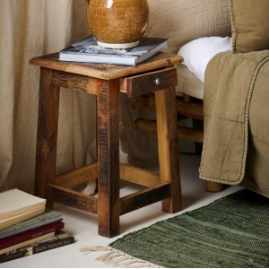 Drevený stolček so šuflíkom Unique