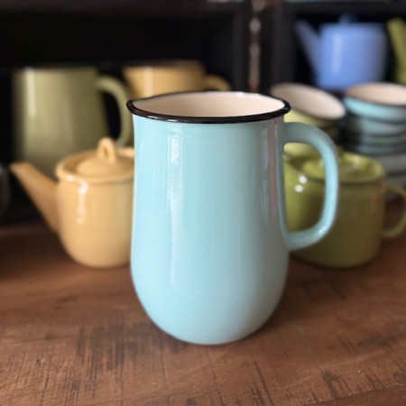 Smaltovaný džbán 2500 ml - svetlomodrý