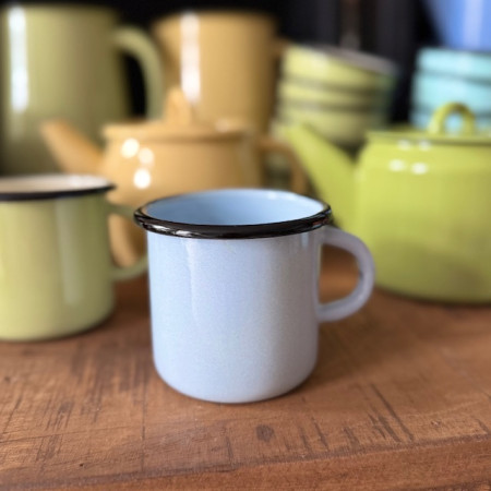 Smaltovaný hrnček 350 ml - svetlosivý